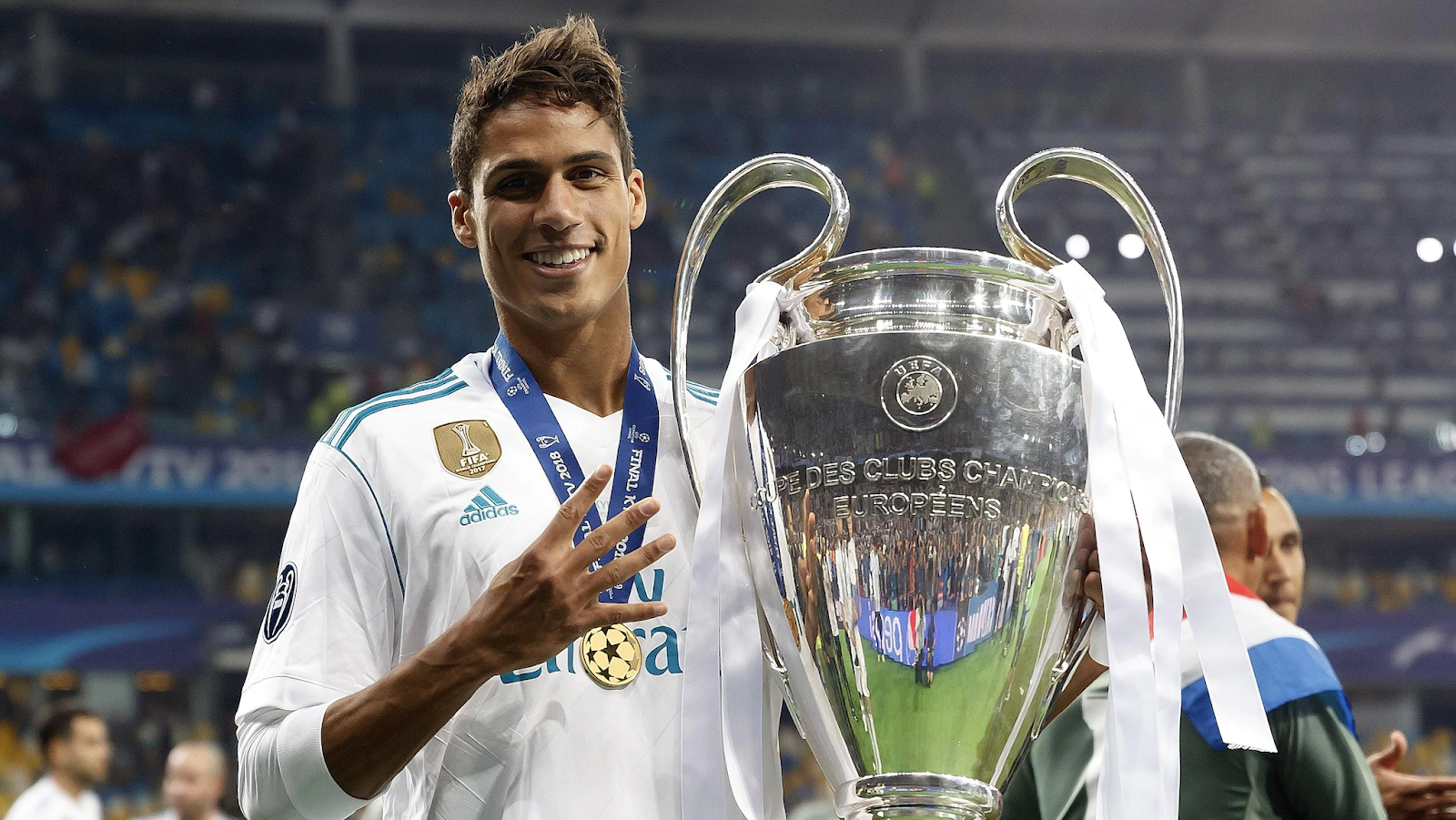 Raphael Varane: Tiền vệ phong cách của Manchester United và đội tuyển quốc gia Pháp