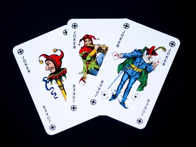 Thẻ Joker có ý nghĩa gì? Nguồn gốc đặc biệt của lá bài Joker