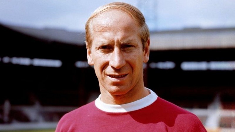 Và người tạo nên sự vĩ đại cho MU, Sir Bobby Charlton