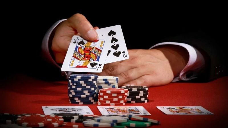 Hiểu tâm lý đối thủ trong mẹo chơi bài Texas Hold'em Poker
